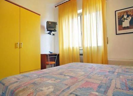 Hotel Astoria Cuorgnè Chambre photo